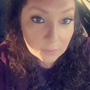 Meet your Posher, Lorraine